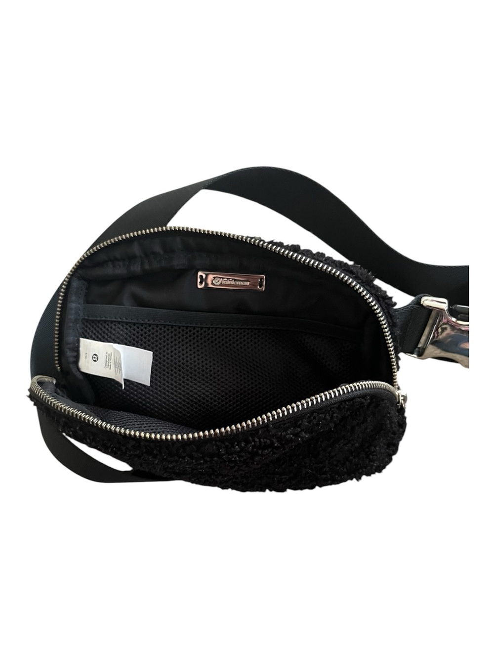 Lululemon Everywhere Fleece belt bag, black - Picture 3 of 4
